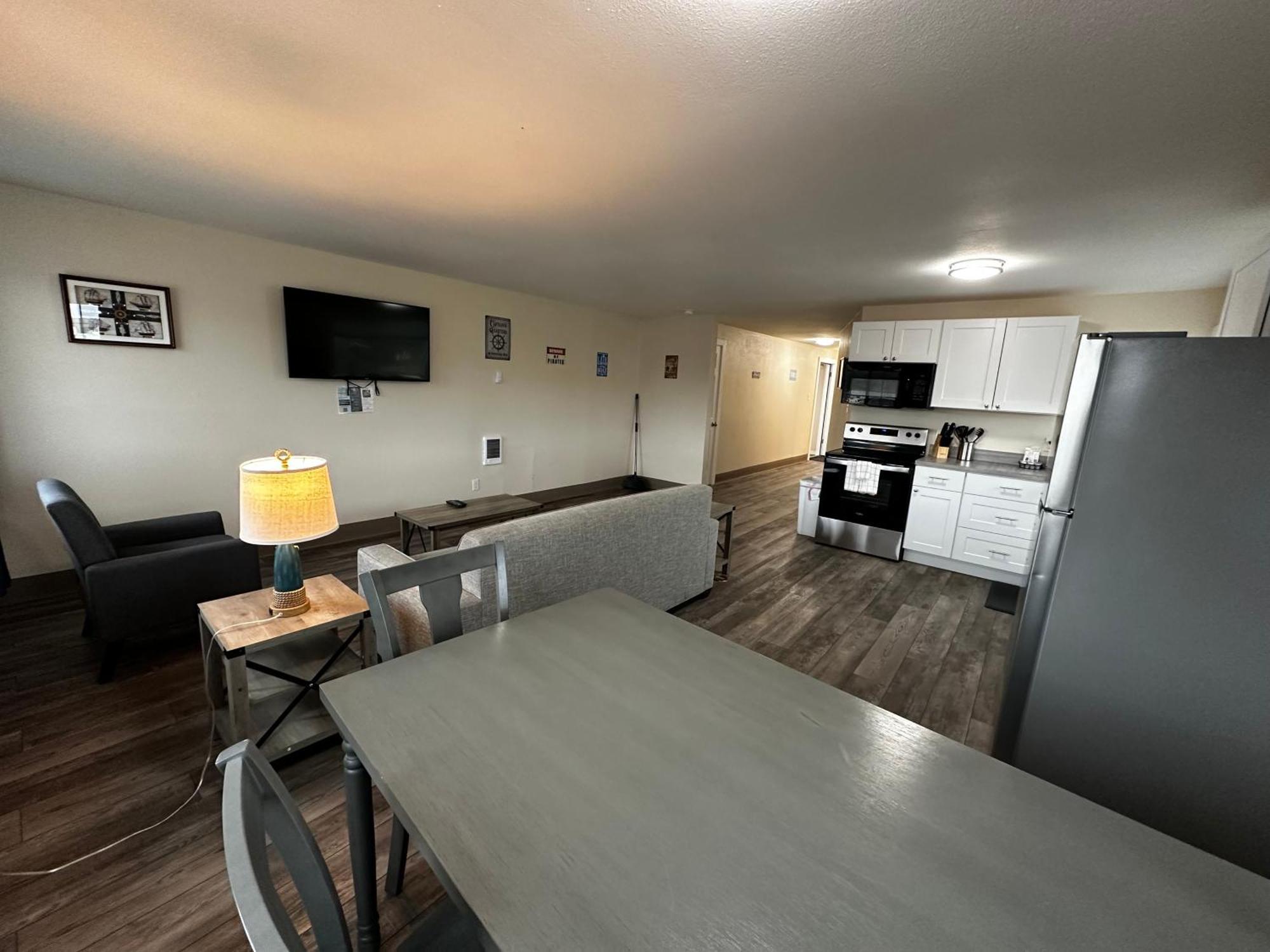 Coastal Inn And Suites Long Beach Eksteriør billede