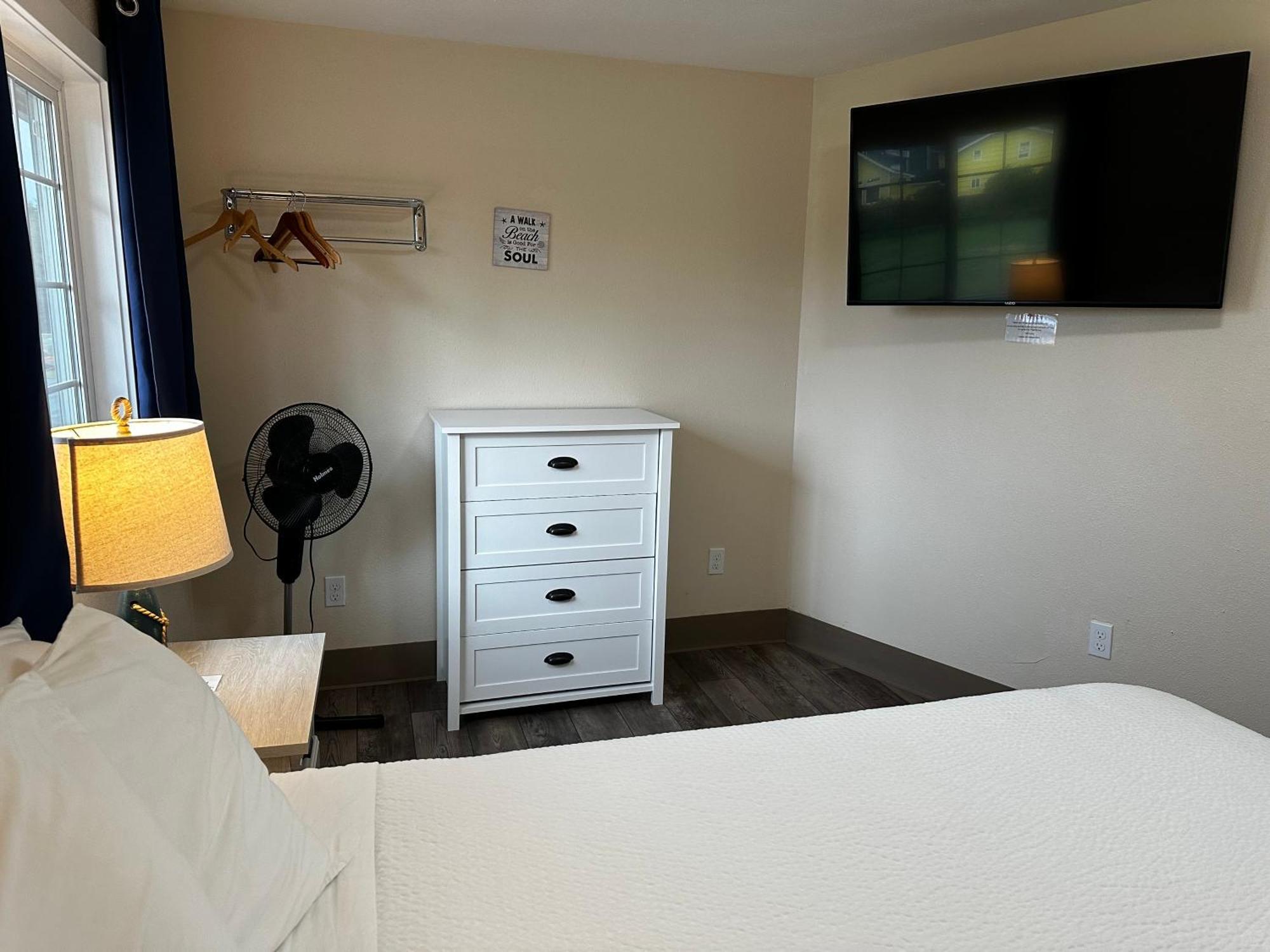 Coastal Inn And Suites Long Beach Eksteriør billede